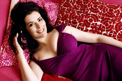 Nigella Lawson is a "Glutton": says Laura Nigella Lawson